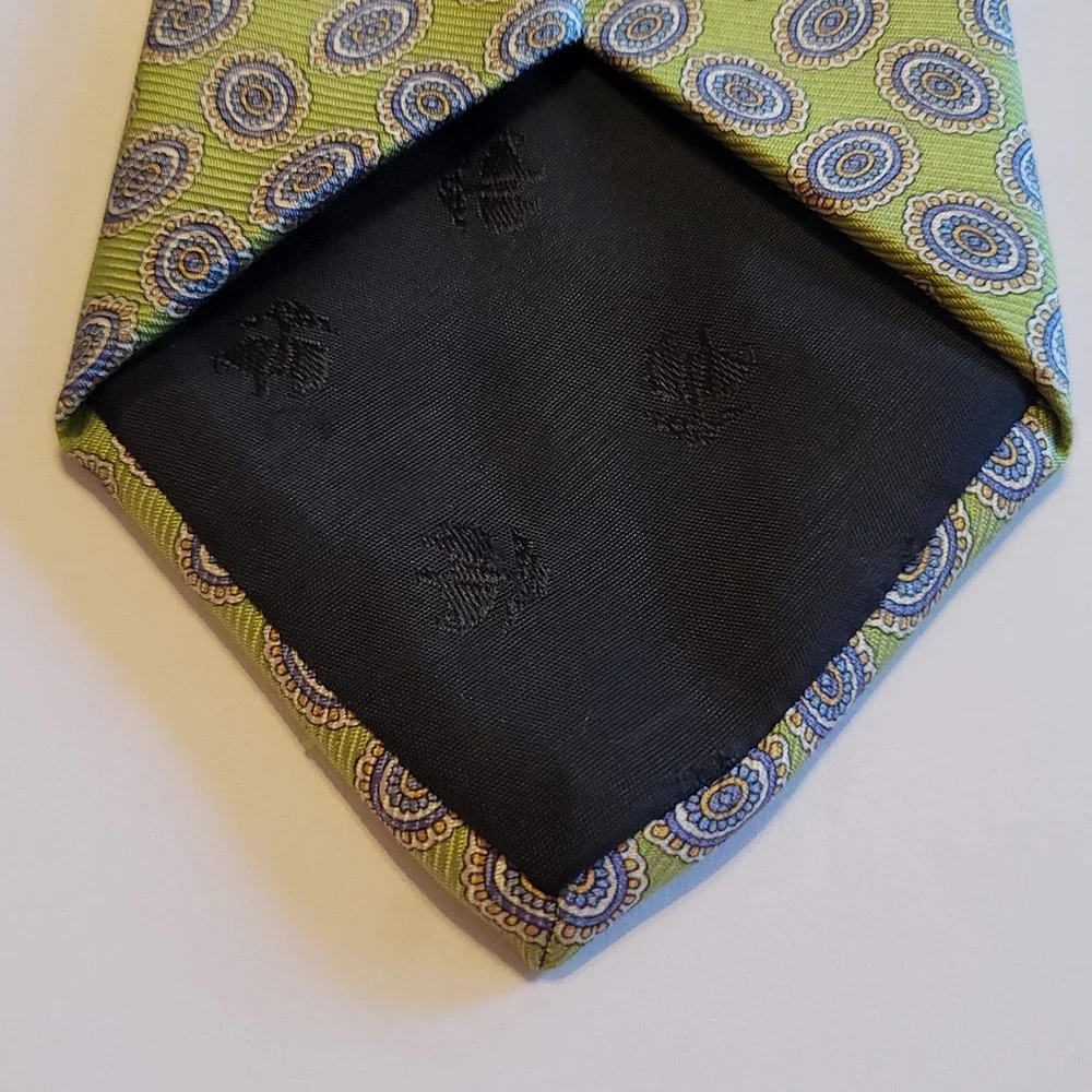 Brooks Brothers Makers tie in a green and blue medallion pattern